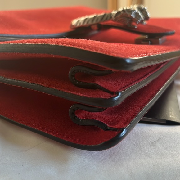 Gucci Red Suede Large Dionysus Shoulder Bag - Picture 9 of 17